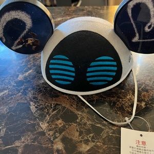 Disney Parks Eve hat. Never worn with tags